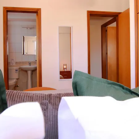 Apartamento Phaedrus Living: Universal Flat Alina