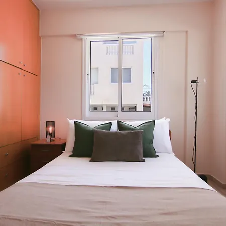 Phaedrus Living: Universal Flat Alina Apartamento Paphos